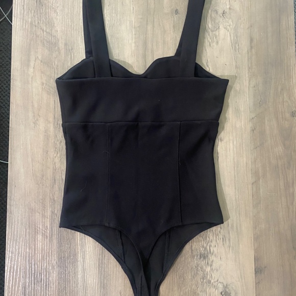 Abercrombie & Fitch Black Bodysuit - Picture 3 of 5